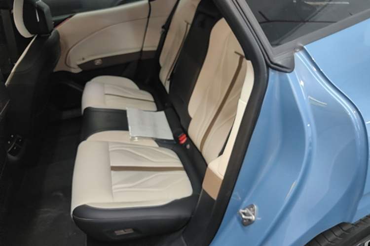 Used Zeekr 007GT 2025 Four-Wheel Drive Intelligent Driving Version 75 kWh Left Rear Seat