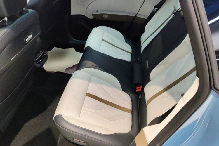 Used Zeekr 007GT 2025 Four-Wheel Drive Intelligent Driving Version 75 kWh Left Rear Seat