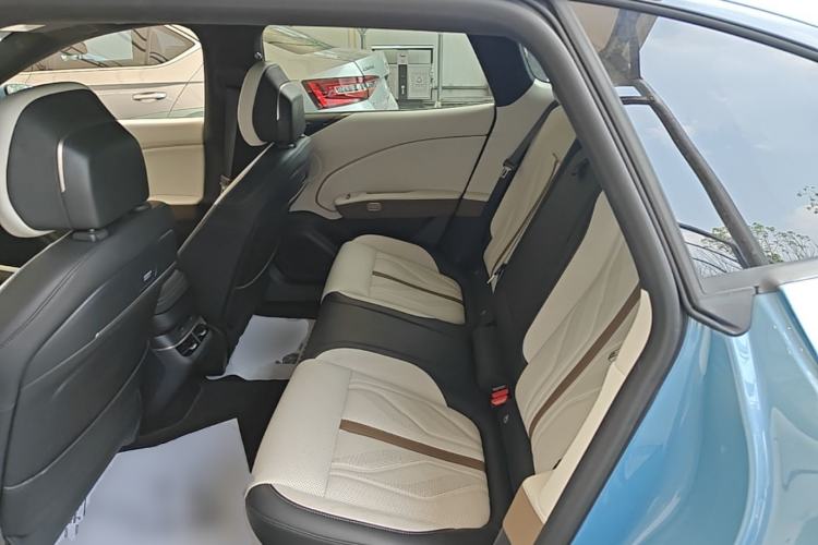 Used Zeekr 007GT 2025 Four-Wheel Drive Intelligent Driving Version 75 kWh Left Rear Seat