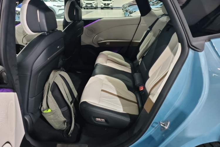Used Zeekr 007GT 2025 Four-Wheel Drive Intelligent Driving Version 75 kWh Left Rear Seat