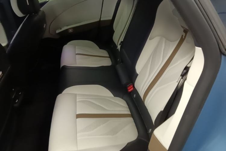 Used Zeekr 007GT 2025 Four-Wheel Drive Intelligent Driving Version 75 kWh Left Rear Seat