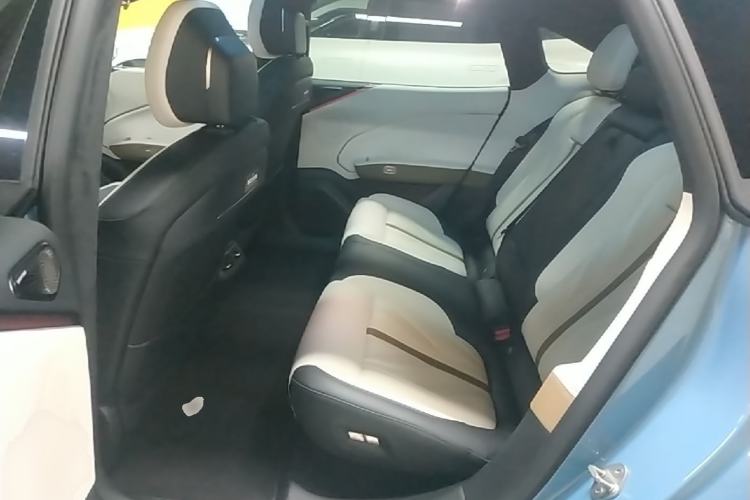 Used Zeekr 007GT 2025 Four-Wheel Drive Intelligent Driving Version 75 kWh Left Rear Seat