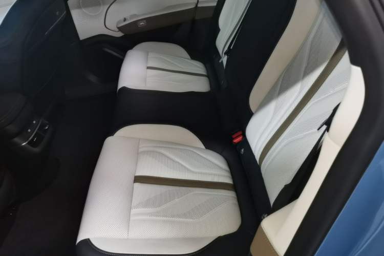 Used Zeekr 007GT 2025 Four-Wheel Drive Intelligent Driving Version 75 kWh Left Rear Seat
