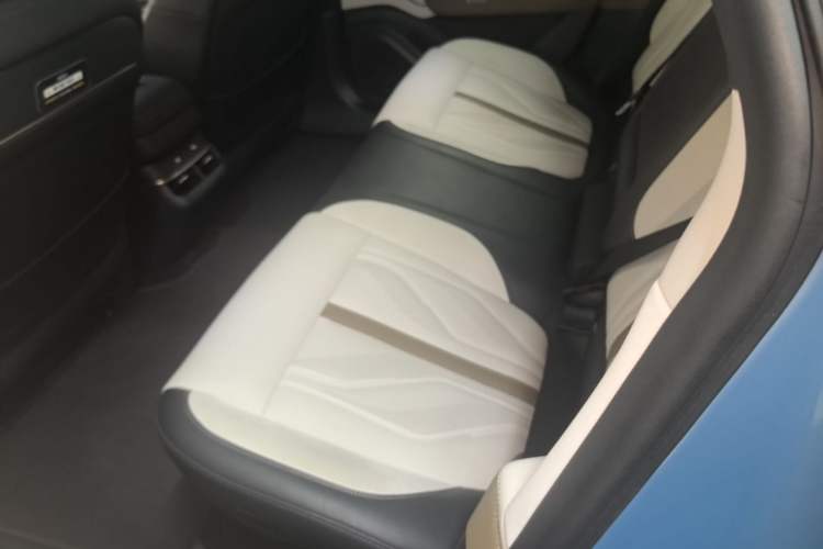 Used Zeekr 007GT 2025 Four-Wheel Drive Intelligent Driving Version 75 kWh Left Rear Seat