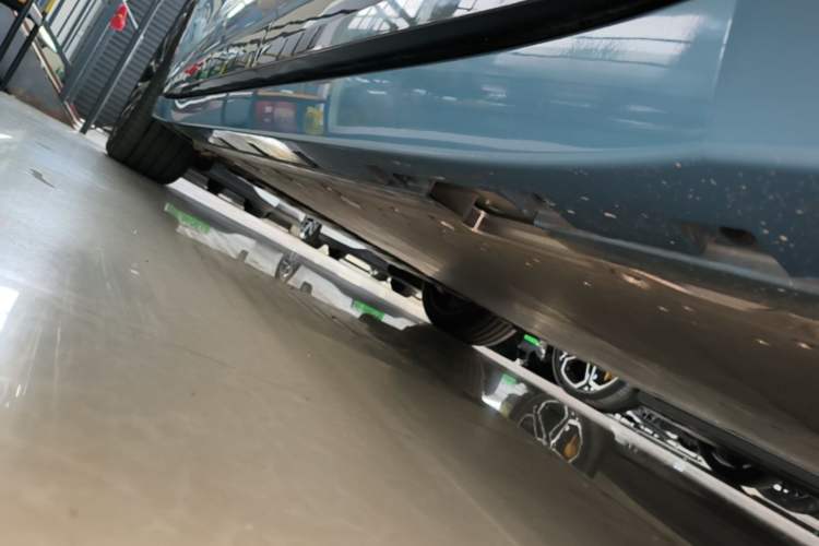 Used Zeekr 007GT 2025 Four-Wheel Drive Intelligent Driving Version 75 kWh Left Side Sill
