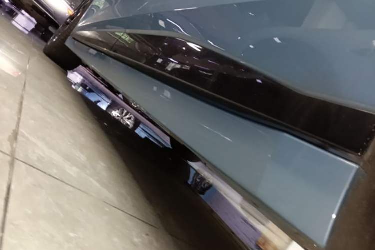 Used Zeekr 007GT 2025 Four-Wheel Drive Intelligent Driving Version 75 kWh Left Side Sill