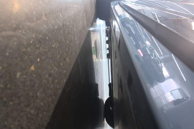 Used Zeekr 007GT 2025 Four-Wheel Drive Intelligent Driving Version 75 kWh Left Side Sill