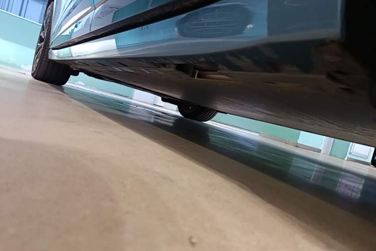 Used Zeekr 007GT 2025 Four-Wheel Drive Intelligent Driving Version 75 kWh Left Side Sill