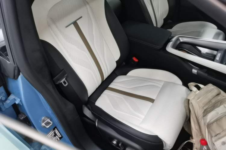Used Zeekr 007GT 2025 Four-Wheel Drive Intelligent Driving Version 75 kWh Right Front Seat