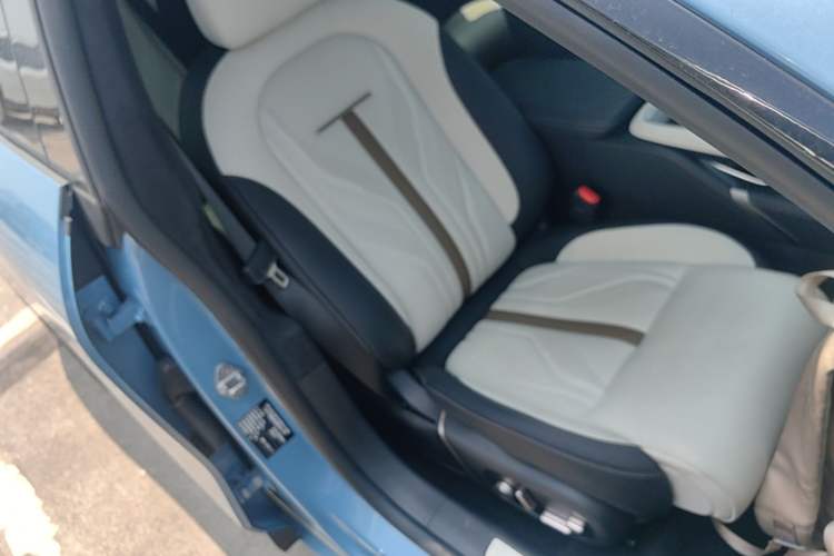 Used Zeekr 007GT 2025 Rear-Drive Intelligent Driving Version 75 kWh Right Front Seat