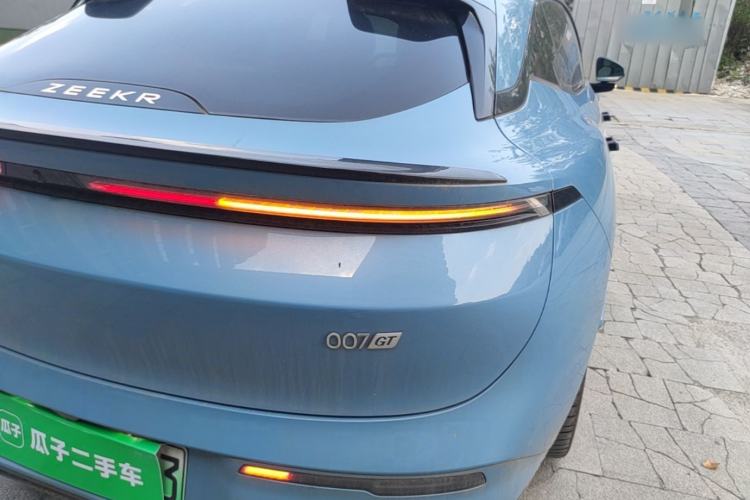 Used Zeekr 007GT 2025 Four-Wheel Drive Intelligent Driving Version 75 kWh Right Rear Taillight
