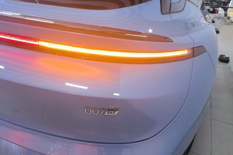 Used Zeekr 007GT 2025 Four-Wheel Drive Intelligent Driving Version 75 kWh Right Rear Taillight