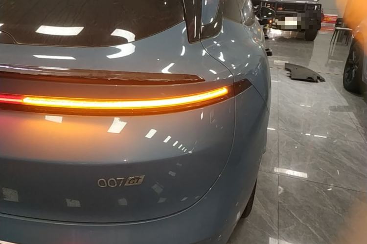 Used Zeekr 007GT 2025 Four-Wheel Drive Intelligent Driving Version 75 kWh Right Rear Taillight