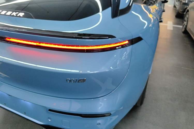 Used Zeekr 007GT 2025 Four-Wheel Drive Intelligent Driving Version 75 kWh Right Rear Taillight
