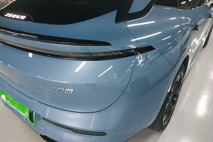 Used Zeekr 007GT 2025 Four-Wheel Drive Intelligent Driving Version 75 kWh Right Rear Taillight