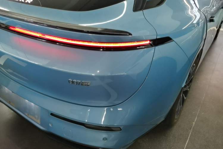 Used Zeekr 007GT 2025 Four-Wheel Drive Intelligent Driving Version 75 kWh Right Rear Taillight