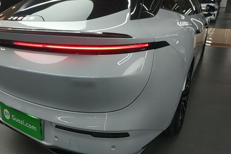 Used Zeekr 007GT 2025 Four-Wheel Drive Intelligent Driving Version 75 kWh Right Rear Taillight