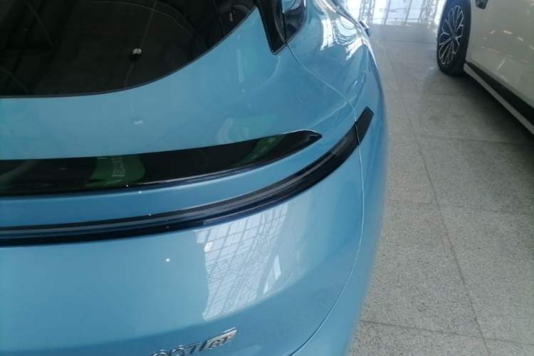 Used Zeekr 007GT 2025 Four-Wheel Drive Intelligent Driving Version 75 kWh Right Rear Taillight
