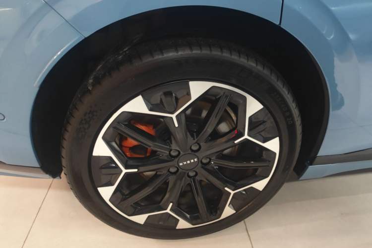 Used Zeekr 007GT 2025 Four-Wheel Drive Intelligent Driving Version 75 kWh Right Rear Wheel Hub