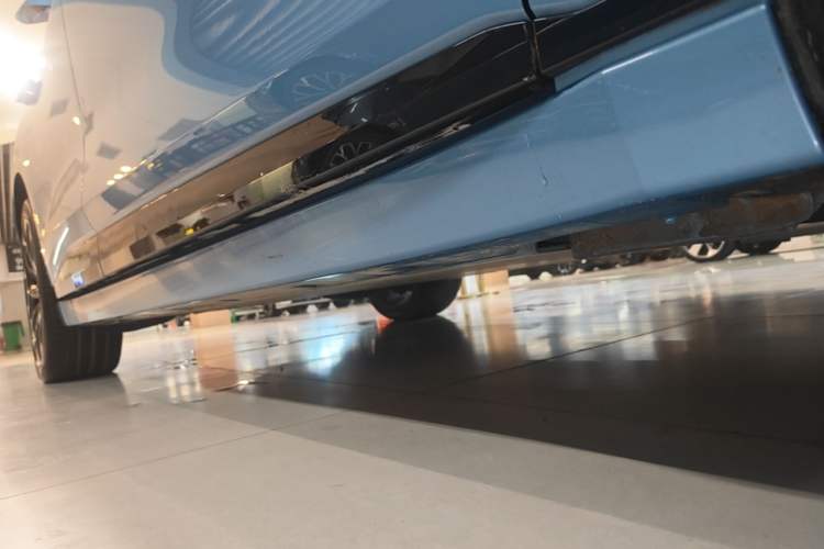 Used Zeekr 007GT 2025 Four-Wheel Drive Intelligent Driving Version 75 kWh Right Side Sill