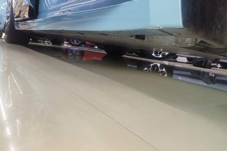 Used Zeekr 007GT 2025 Four-Wheel Drive Intelligent Driving Version 75 kWh Right Side Sill
