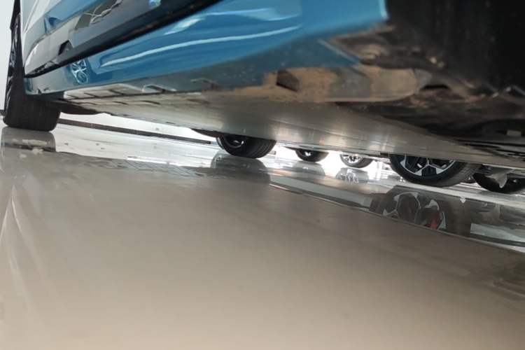 Used Zeekr 007GT 2025 Four-Wheel Drive Intelligent Driving Version 75 kWh Right Side Sill