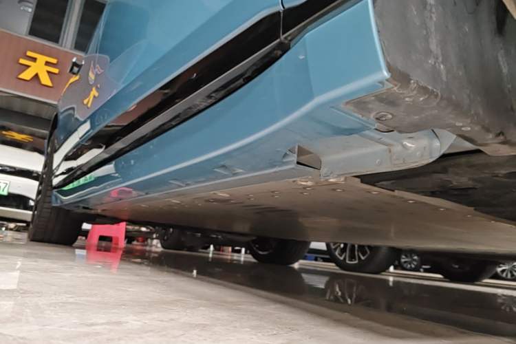 Used Zeekr 007GT 2025 Four-Wheel Drive Intelligent Driving Version 75 kWh Right Side Sill