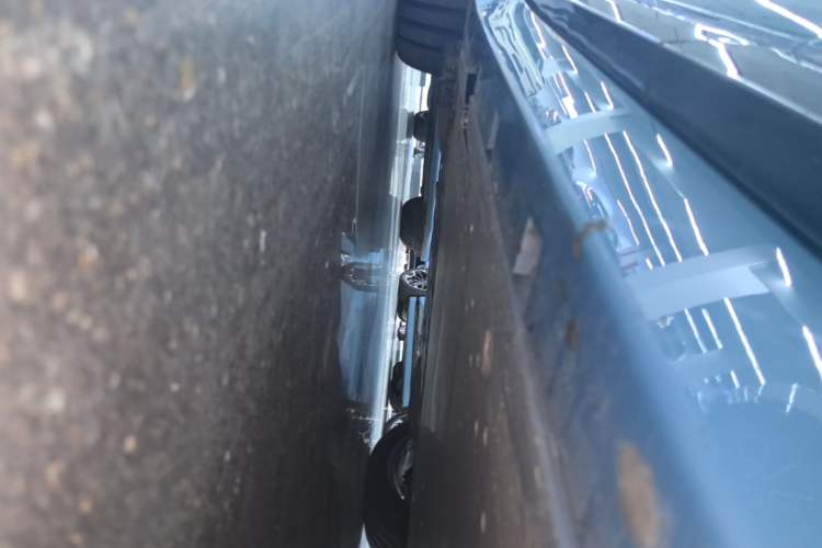 Used Zeekr 007GT 2025 Four-Wheel Drive Intelligent Driving Version 75 kWh Right Side Sill
