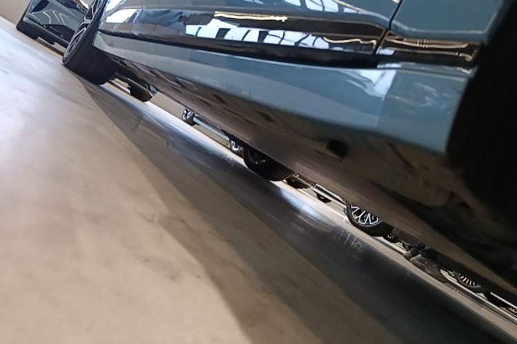 Used Zeekr 007GT 2025 Four-Wheel Drive Intelligent Driving Version 75 kWh Right Side Sill