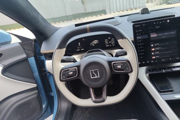Used Zeekr 007GT 2025 Four-Wheel Drive Intelligent Driving Version 75 kWh Steering Wheel