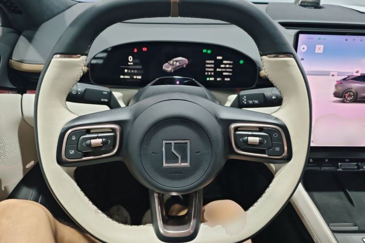 Used Zeekr 007GT 2025 Four-Wheel Drive Intelligent Driving Version 75 kWh Steering Wheel