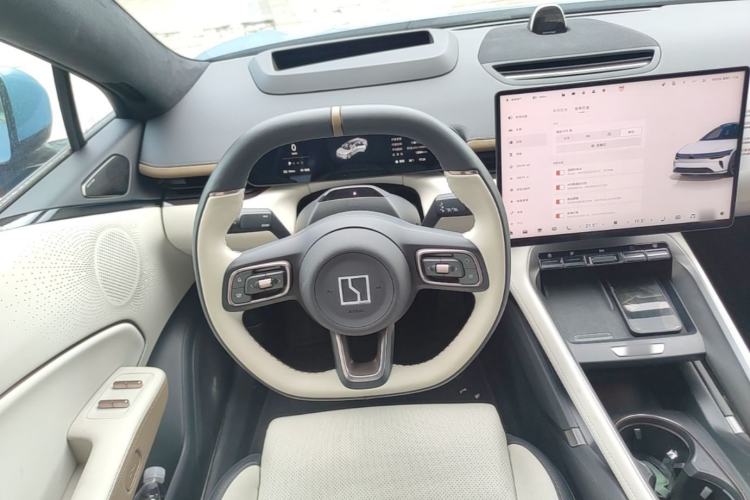 Used Zeekr 007GT 2025 Four-Wheel Drive Intelligent Driving Version 75 kWh Steering Wheel