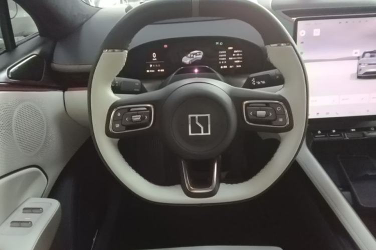 Used Zeekr 007GT 2025 Four-Wheel Drive Intelligent Driving Version 75 kWh Steering Wheel