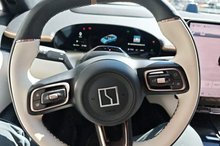 Used Zeekr 007GT 2025 Four-Wheel Drive Intelligent Driving Version 75 kWh Steering Wheel