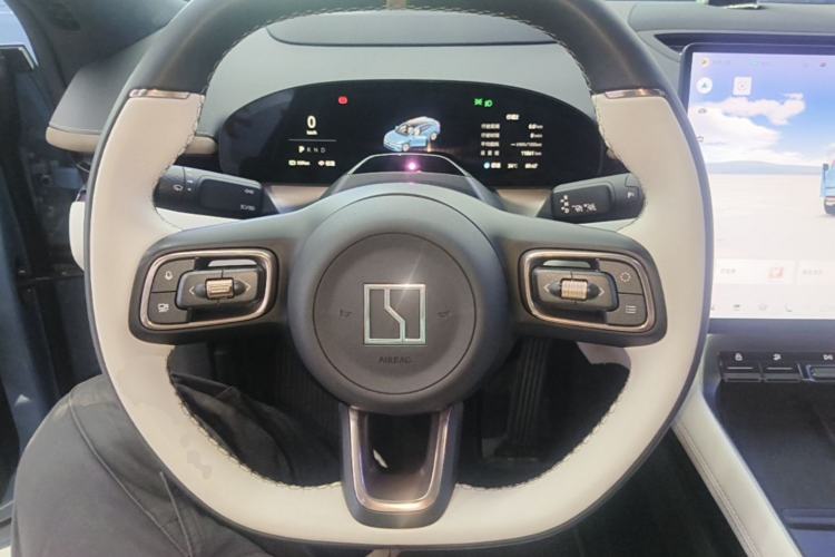 Used Zeekr 007GT 2025 Four-Wheel Drive Intelligent Driving Version 75 kWh Steering Wheel