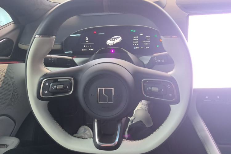 Used Zeekr 007GT 2025 Four-Wheel Drive Intelligent Driving Version 75 kWh Steering Wheel