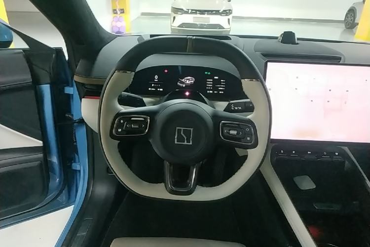 Used Zeekr 007GT 2025 Four-Wheel Drive Intelligent Driving Version 75 kWh Steering Wheel