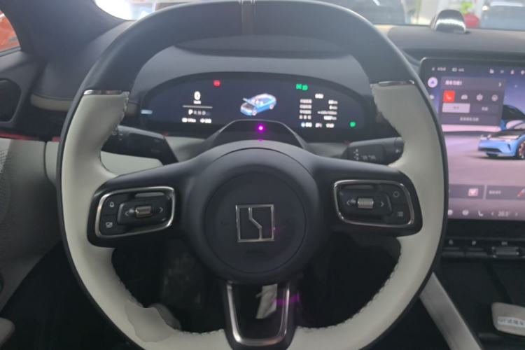 Used Zeekr 007GT 2025 Four-Wheel Drive Intelligent Driving Version 75 kWh Steering Wheel