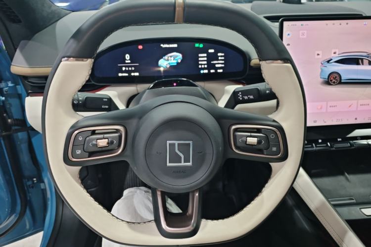 Used Zeekr 007GT 2025 Four-Wheel Drive Intelligent Driving Version 75 kWh Steering Wheel