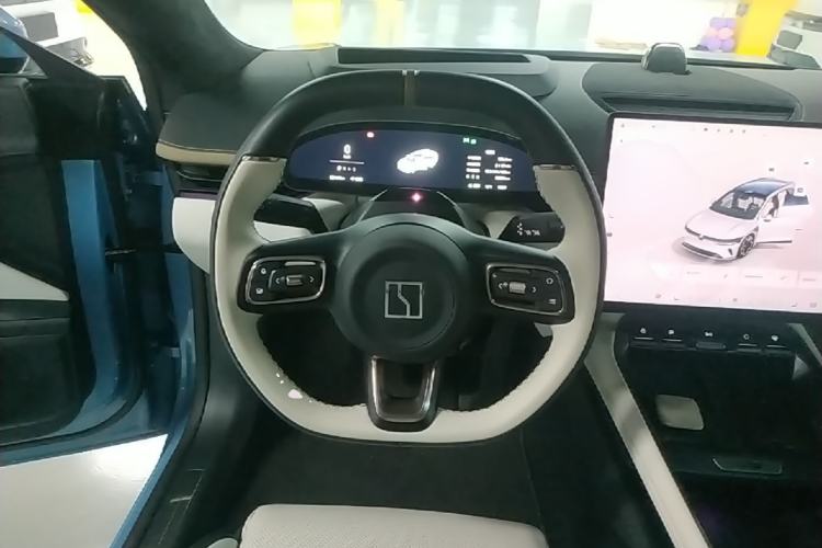 Used Zeekr 007GT 2025 Four-Wheel Drive Intelligent Driving Version 75 kWh Steering Wheel