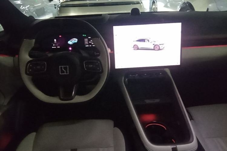 Used Zeekr 007GT 2025 Four-Wheel Drive Intelligent Driving Version 75 kWh Steering Wheel