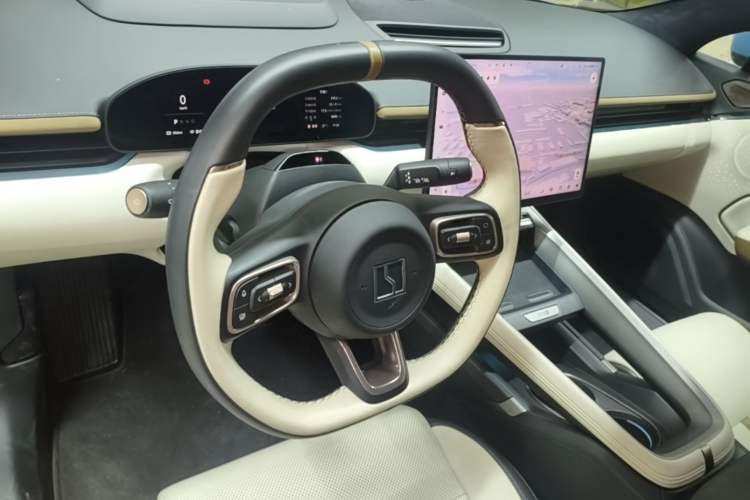 Used Zeekr 007GT 2025 Four-Wheel Drive Intelligent Driving Version 75 kWh Steering Wheel