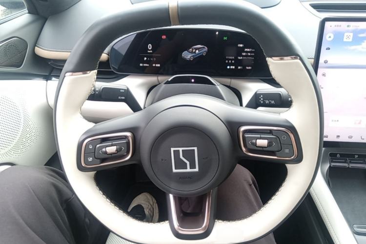 Used Zeekr 007GT 2025 Four-Wheel Drive Intelligent Driving Version 75 kWh Steering Wheel