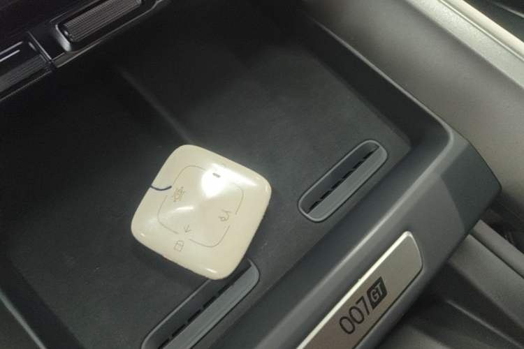 Used Zeekr 007GT 2025 Four-Wheel Drive Intelligent Driving Version 75 kWh Vehicle Key