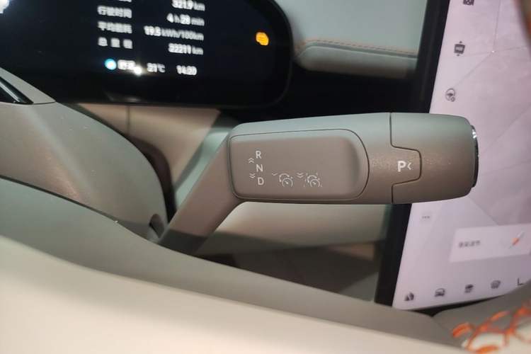 Used Zeekr 007GT 2025 Four-Wheel Drive Intelligent Driving Version 75 kWh Gear Lever