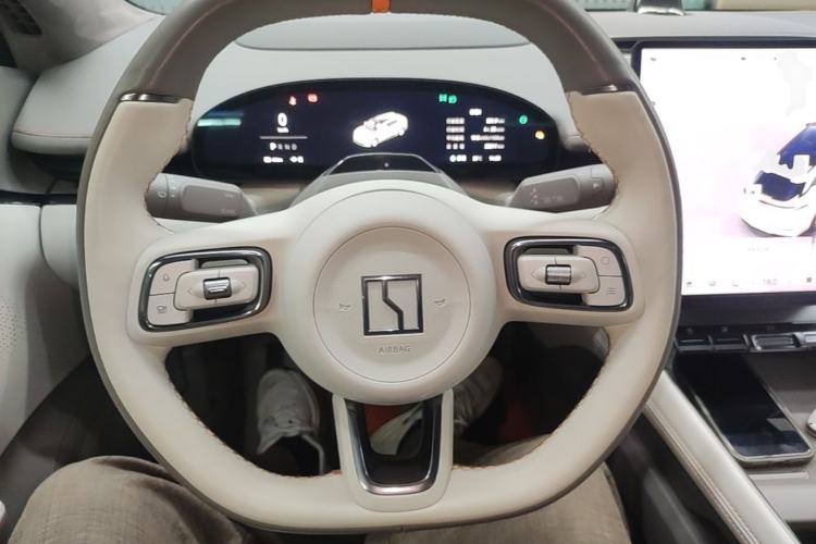 Used Zeekr 007GT 2025 Four-Wheel Drive Intelligent Driving Version 75 kWh Steering Wheel