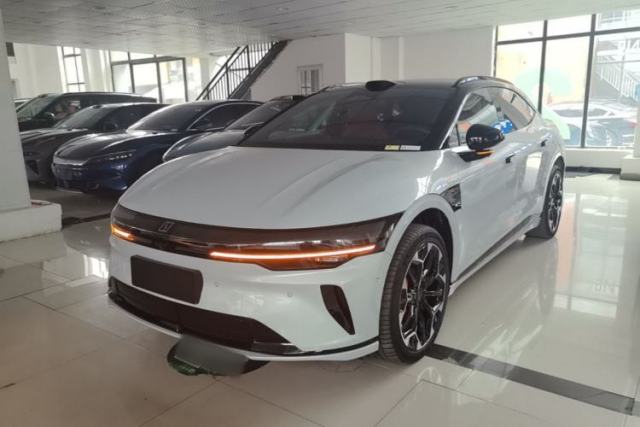 Used Zeekr 007GT 2025 Four-Wheel Drive Intelligent Driving Version 75 kWh