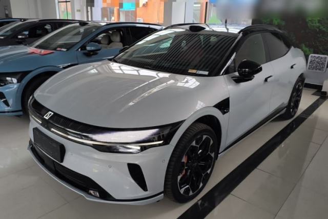 Used Zeekr 007GT 2025 Four-Wheel Drive Intelligent Driving Version 75 kWh