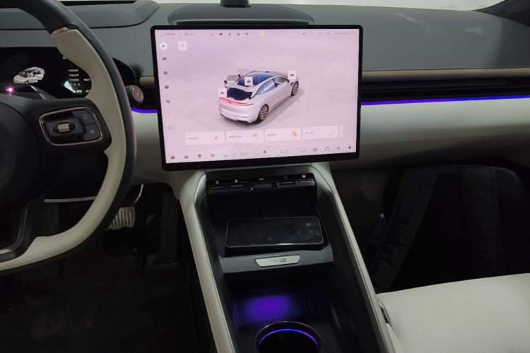 Used Zeekr 007GT 2025 Four-Wheel Drive Intelligent Driving Version 75 kWh Audio And AC Panel