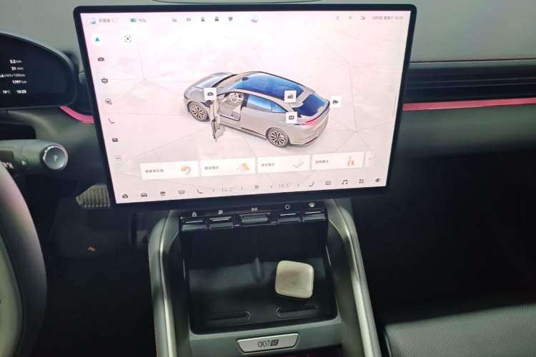 Used Zeekr 007GT 2025 Long-Range Rear-Wheel Drive Intelligent Driving Version 100 kWh Audio And AC Panel